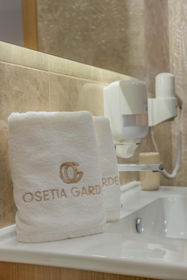 Hotel Osetia Garden Momtschilgrad Exterior foto