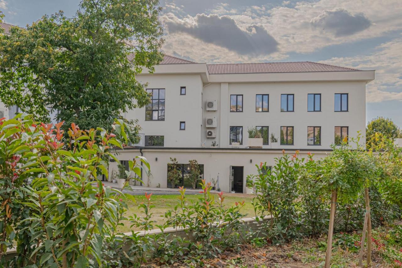 Hotel Osetia Garden Momtschilgrad Exterior foto
